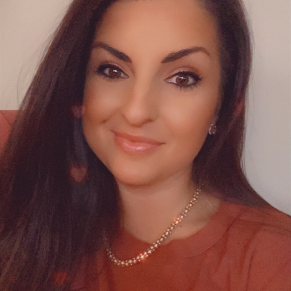 Meet your Posher, Amber - Picture 1 of 1